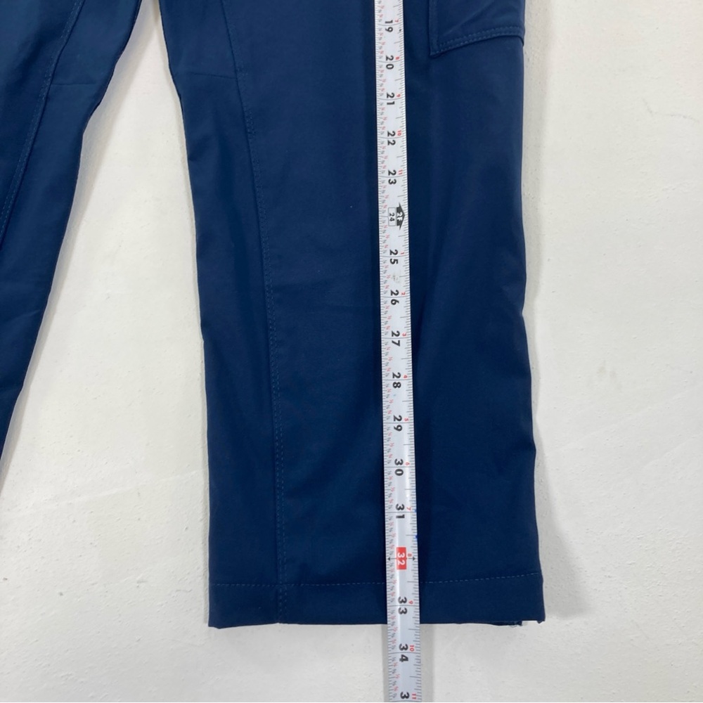 Eddie Bauer Cropped Climatrail Hiking Pants Size 12 Blue with Belt and Pockets - Picture 9 of 16